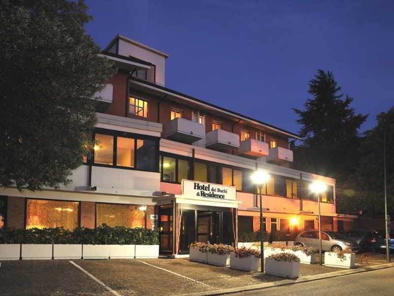 Hotel & Residence Dei Duchi Урбино Экстерьер фото