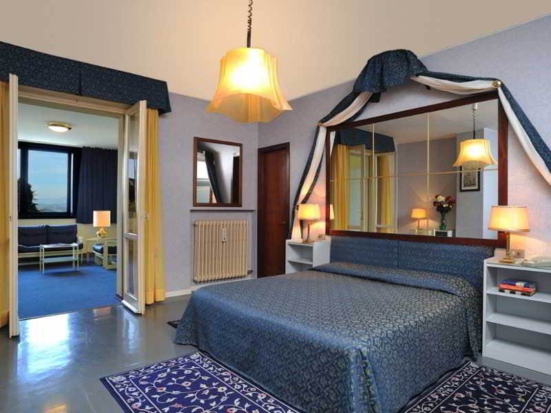 Hotel & Residence Dei Duchi Урбино Экстерьер фото
