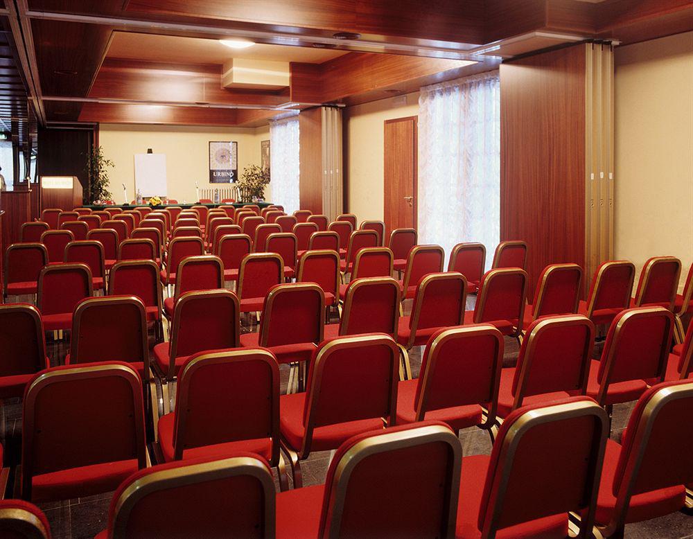 Hotel & Residence Dei Duchi Урбино Экстерьер фото